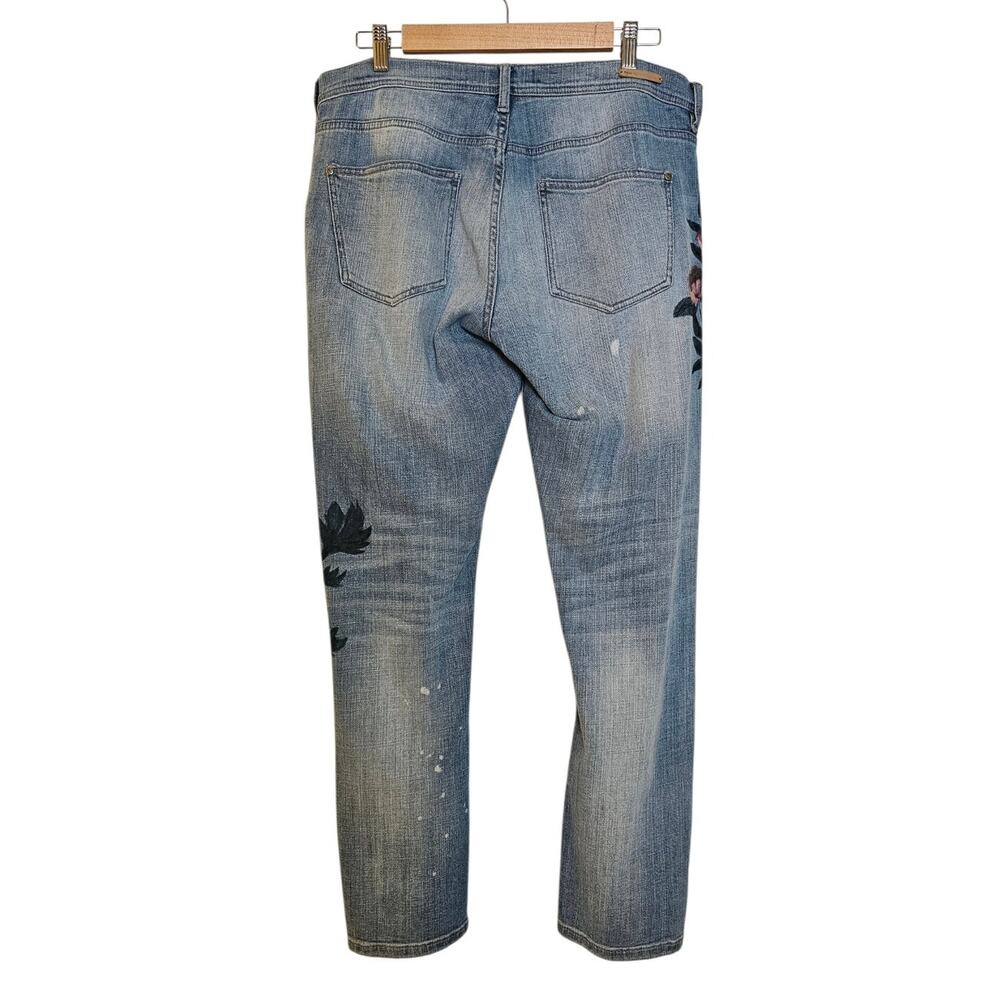 Pilcro by Anthropologie Boho Floral Mid Rise Boyfriend Distressed Denim Jeans - Picture 3 of 10
